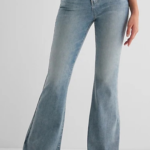 Express Mid Rise Light Wash Raw Hem FlexX '70s Flare Jeans - Picture 4 of 5